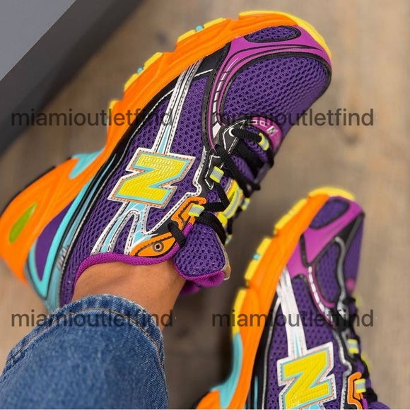 New Balance Purple Running Sneakers Women Size 5.5 NIB